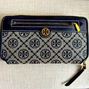 Tory Burch T Monogram Jacquard slim zip Wallet